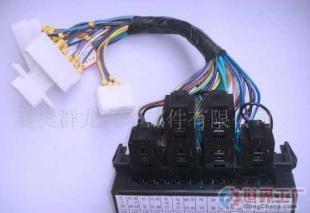 批發(fā)十五路保險絲盒總成_電子元器件_世界工廠網(wǎng)中國產(chǎn)品信息庫